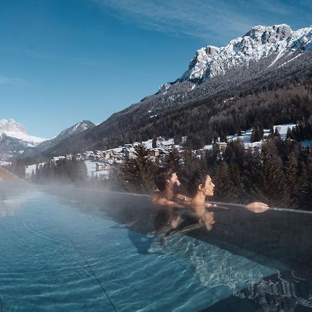 Latemar - Hotel Suites Spa Soraga Eksteriør billede